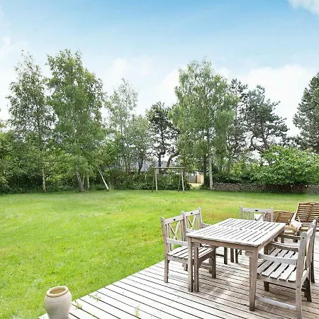 Holiday Guldkloverstien Feriehus Højby